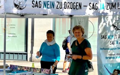 Info-Stand an der Bahnhofstrasse Zürich